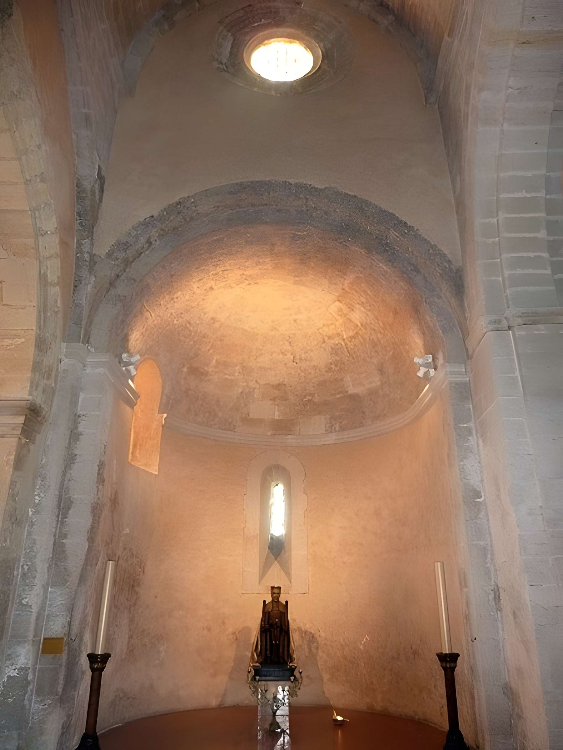 Eglise et baptistère Saint-Laurent