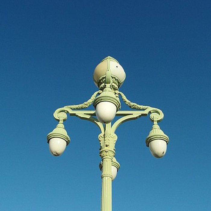 Photo de Escalier monumental daccès à la gare Saint-Charles