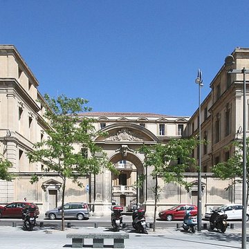 Evêché , puis hôtel de police