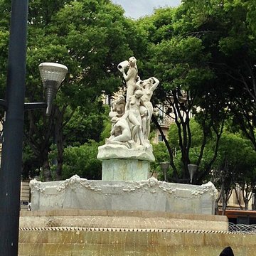 Fontaine des Danaïdes