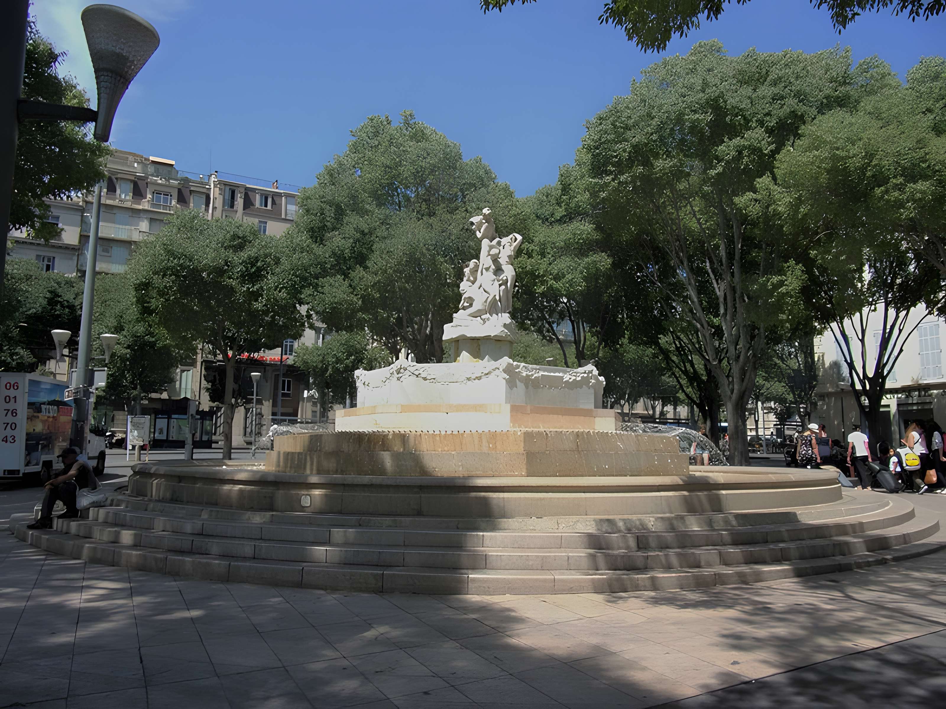 Fontaine des Danaïdes