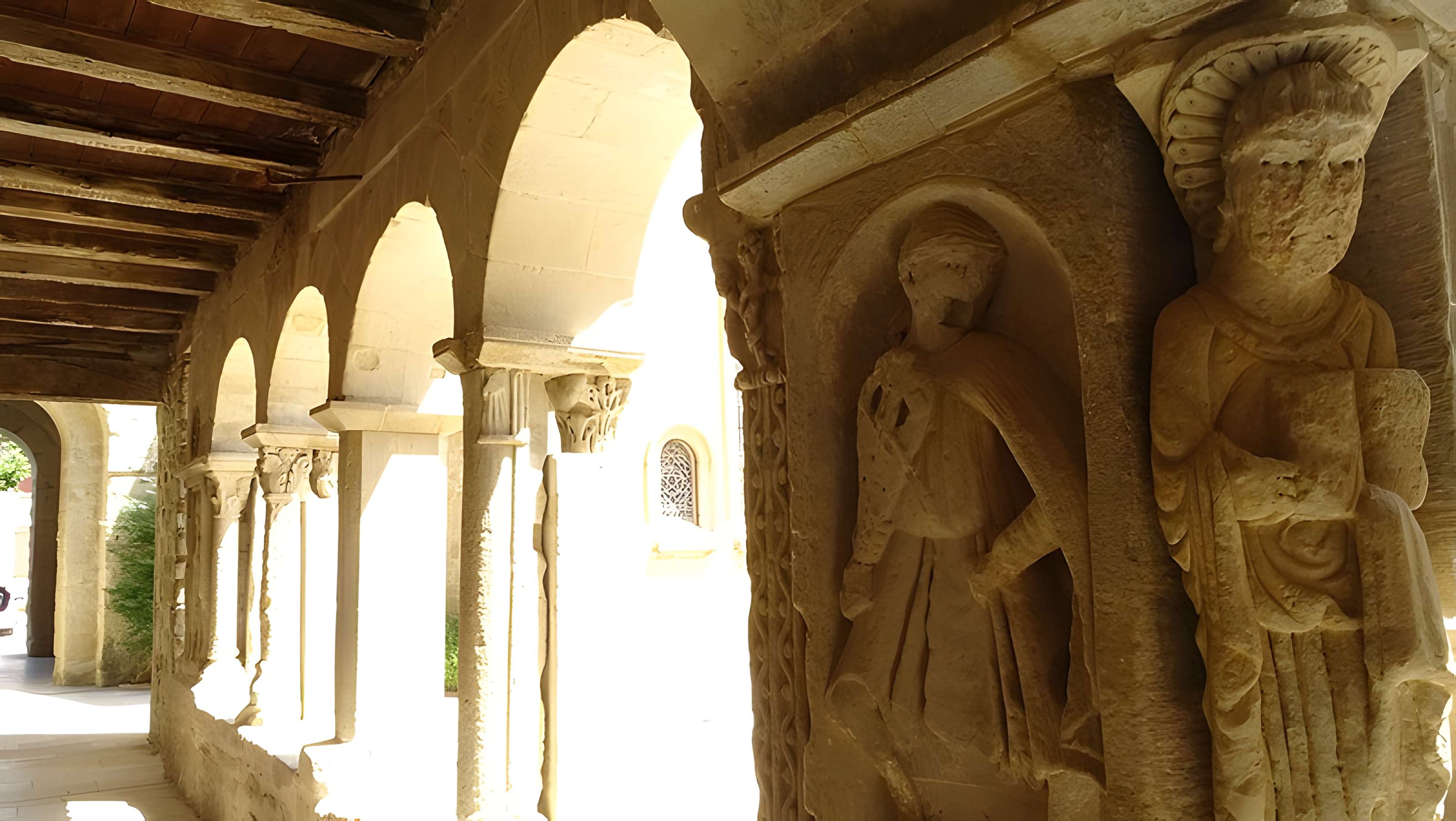 Palais Delphinal de Saint-Donat-sur-l'Herbasse