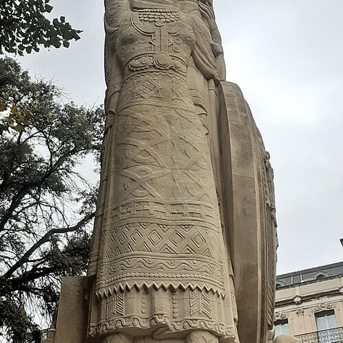 Photo de Monument commémoratif au roi Alexandre Ier de Yougoslavie et à Louis Barthou, situé jardin de la Préfecture