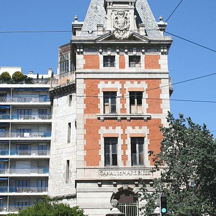 Photo de Pavillon de partage des eaux des Chutes-Lavie
