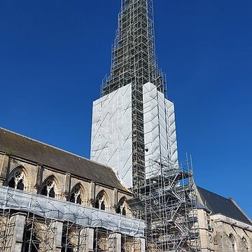 Collégiale Notre-Dame dAuffay