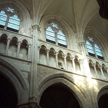 Collégiale Notre-Dame dAuffay