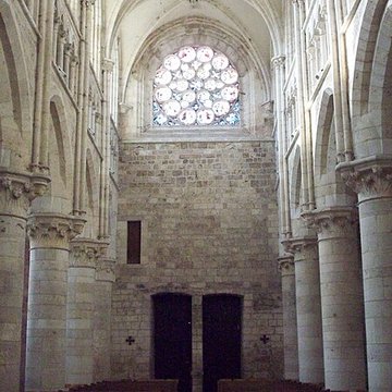 Collégiale Notre-Dame dAuffay