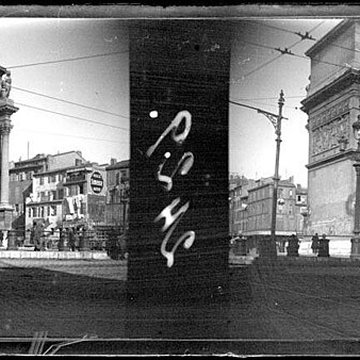 Porte dAix : larc de triomphe