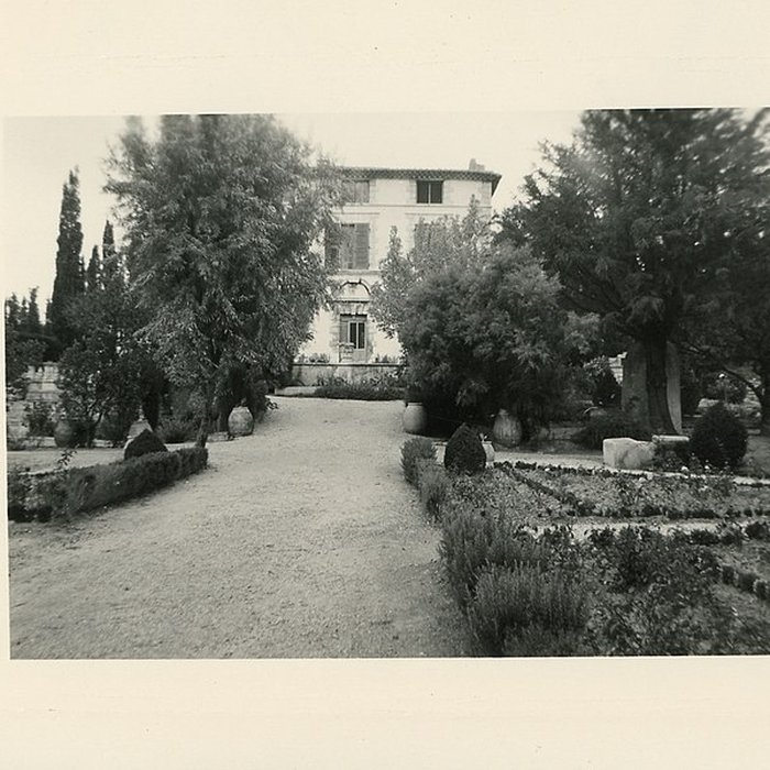 Photo de Bastide provençale, dite aussi Maison du chemin du Paradis