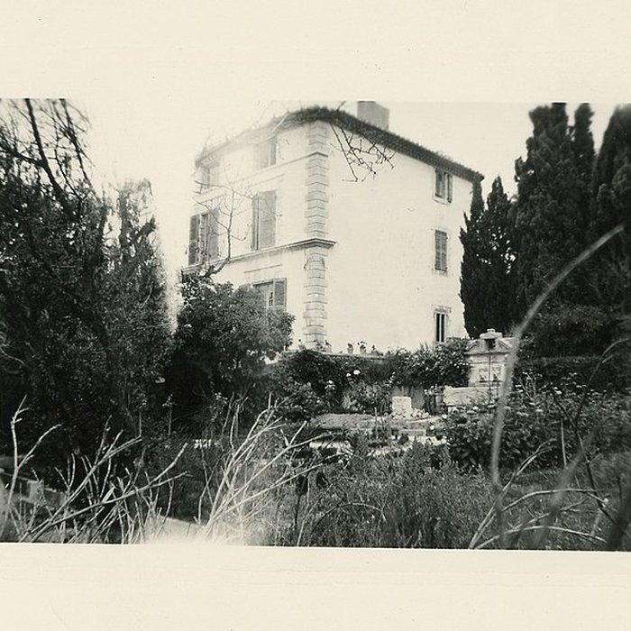 Photo de Bastide provençale, dite aussi Maison du chemin du Paradis