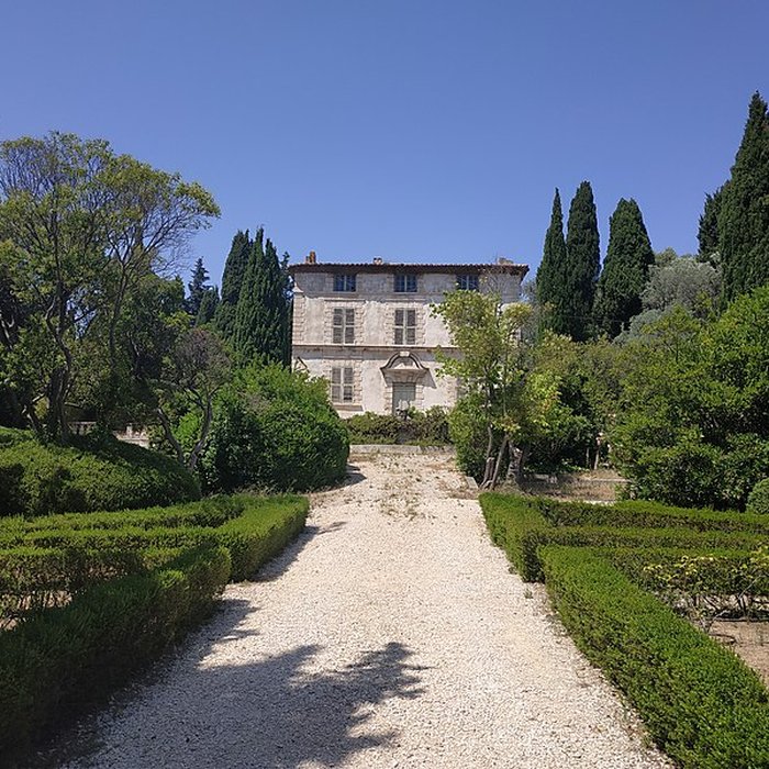 Photo de Bastide provençale, dite aussi Maison du chemin du Paradis