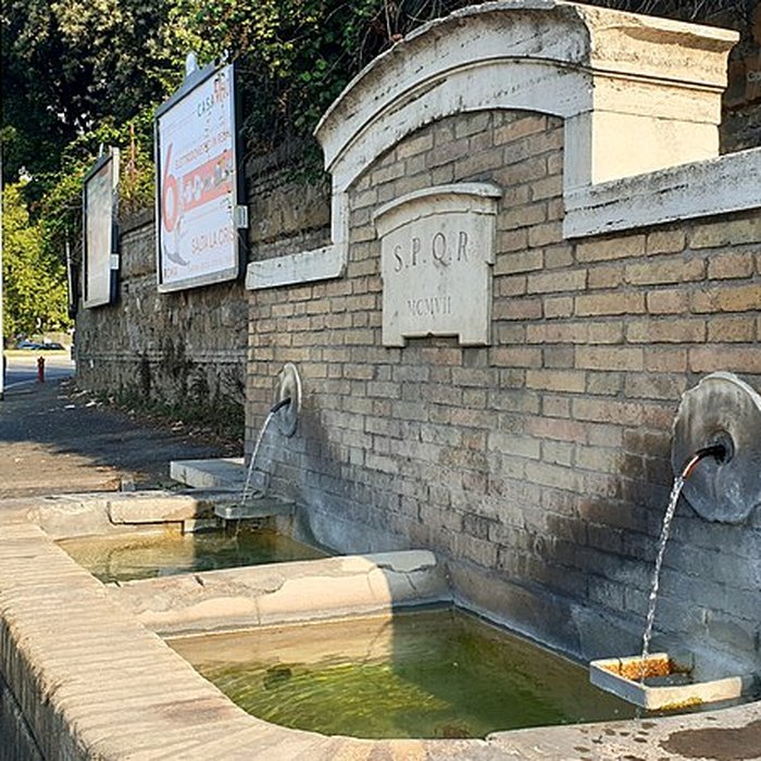 Photo de Antique voie aurélienne également sur commune de Maussane