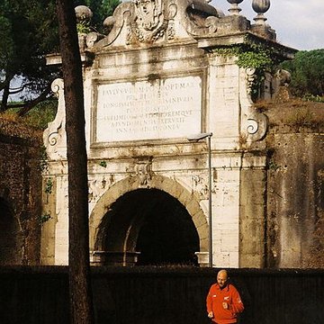 Antique voie aurélienne également sur commune de Maussane