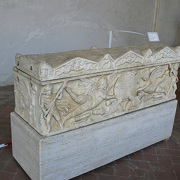 Antique voie aurélienne également sur commune de Maussane