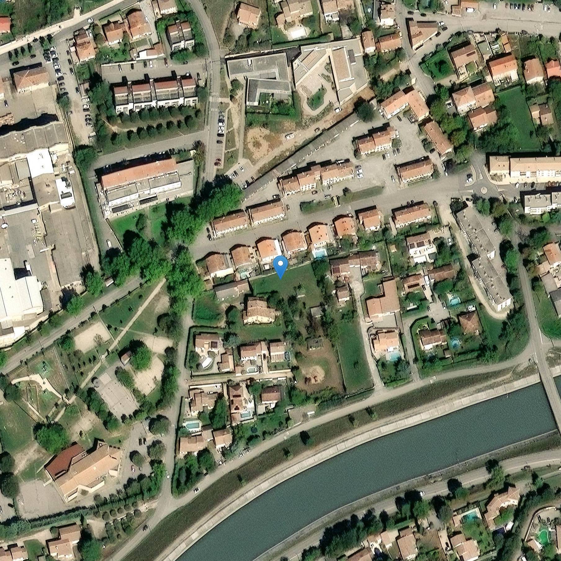 Photo de 圣彼得教区教堂