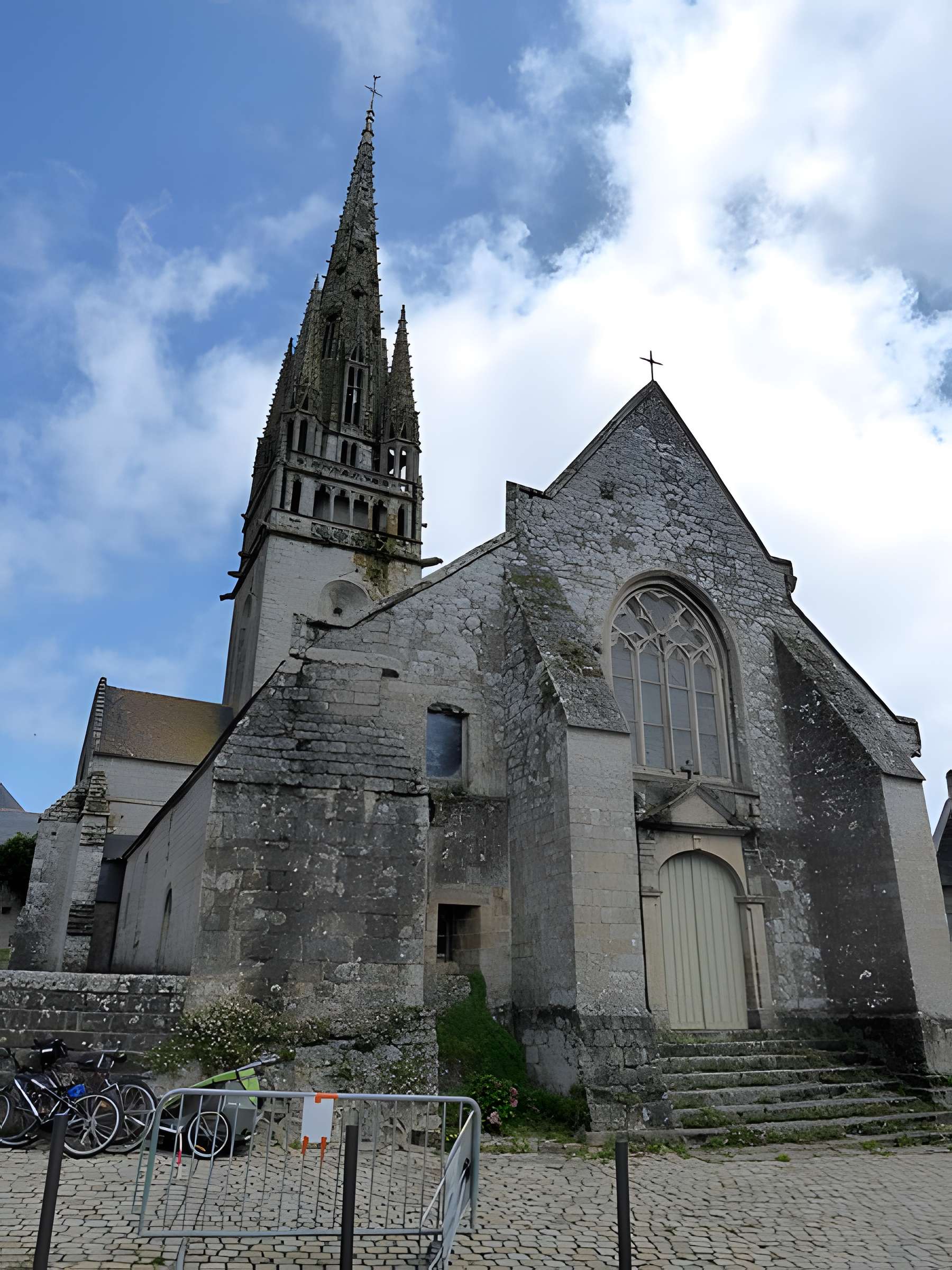 Collégiale Notre-Dame de Roscudon