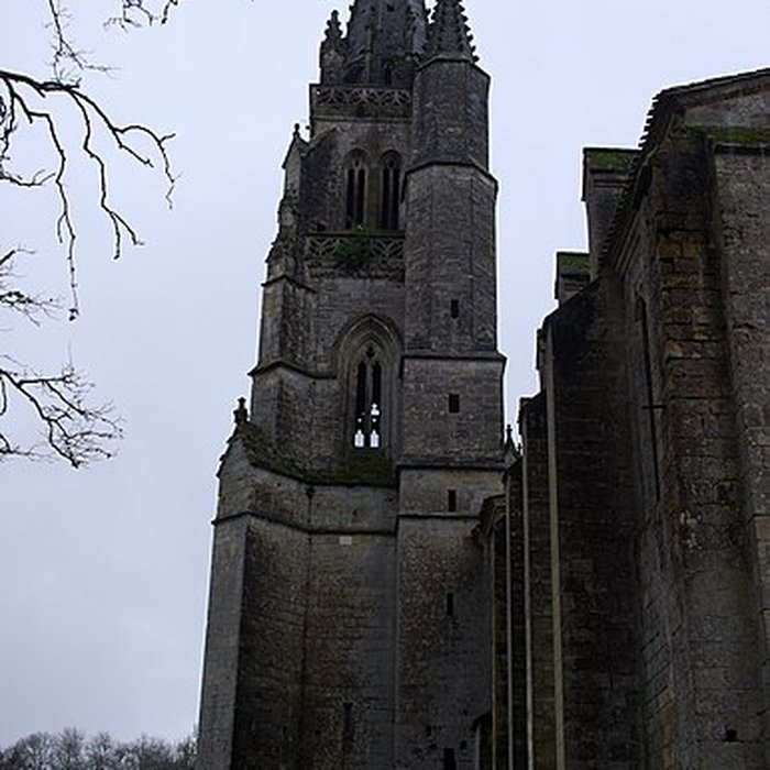 Photo de Collégiale Notre-Dame dUzeste
