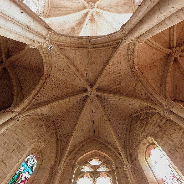 Photo de Collégiale Notre-Dame dUzeste