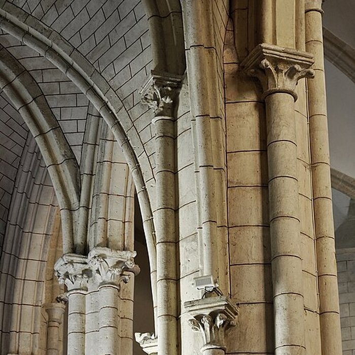 Photo de Collégiale Notre-Dame dUzeste