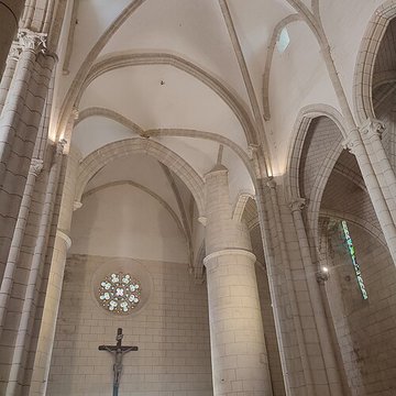 Collégiale Notre-Dame dUzeste