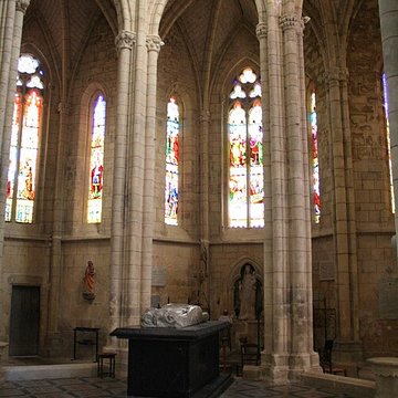 Collégiale Notre-Dame dUzeste