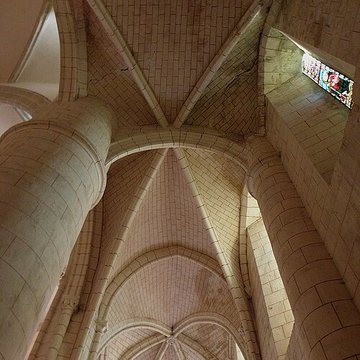 Collégiale Notre-Dame dUzeste