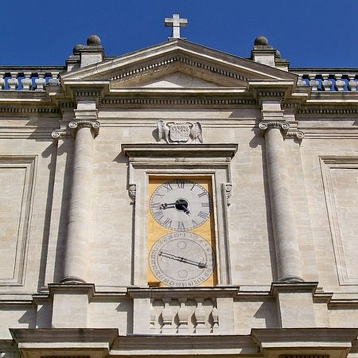 Photo de Collégiale Notre-Dame-des-Anges de LIsle-sur-la-Sorgue