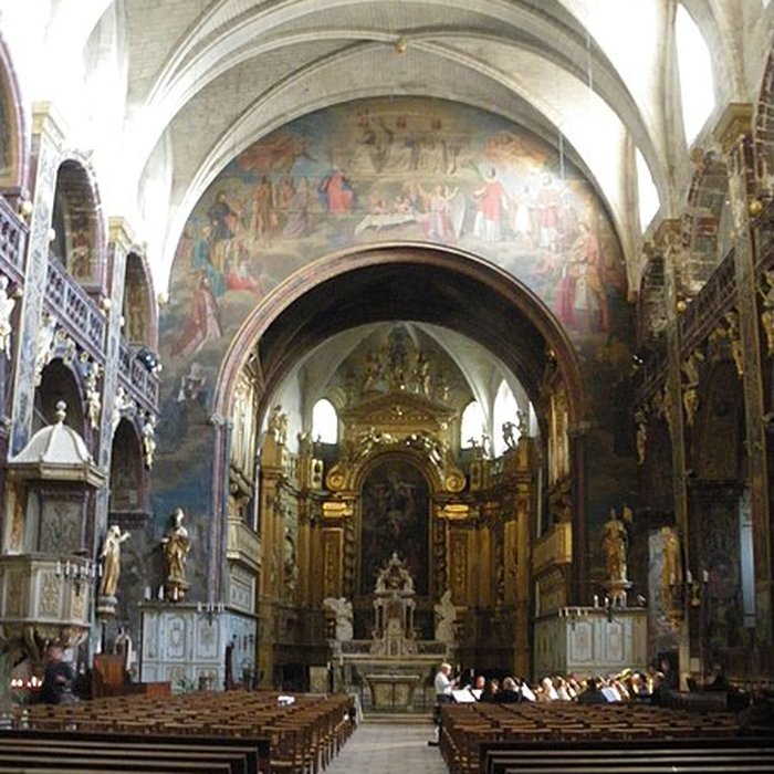 Photo de Collégiale Notre-Dame-des-Anges de LIsle-sur-la-Sorgue