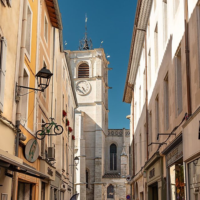 Photo de Collégiale Notre-Dame-des-Anges de LIsle-sur-la-Sorgue