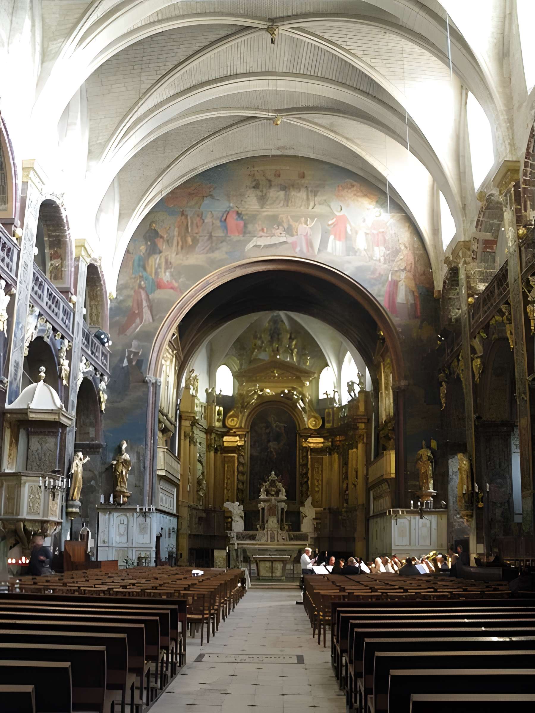Collégiale Notre-Dame-des-Anges de L'Isle-sur-la-Sorgue