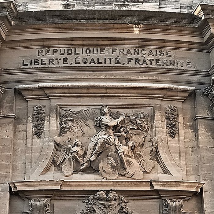 Photo de Collégiale Notre-Dame-des-Pommiers de Beaucaire