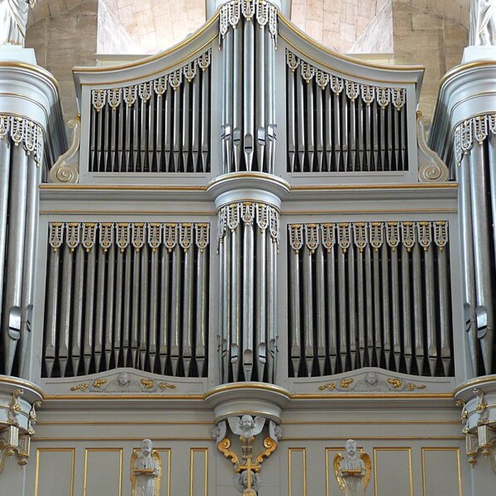 Photo de Collégiale Notre-Dame-des-Pommiers de Beaucaire