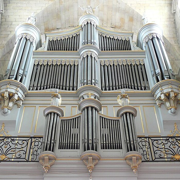Photo de Collégiale Notre-Dame-des-Pommiers de Beaucaire