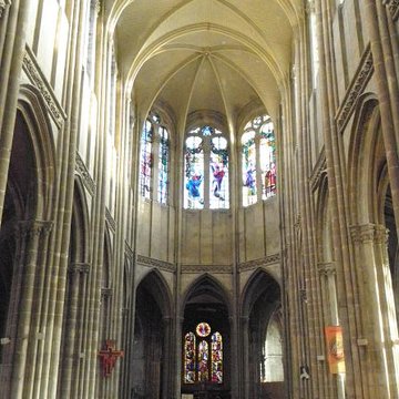 Collégiale Notre-Dame-et-Saint-Loup de Montereau-Fault-Yonne