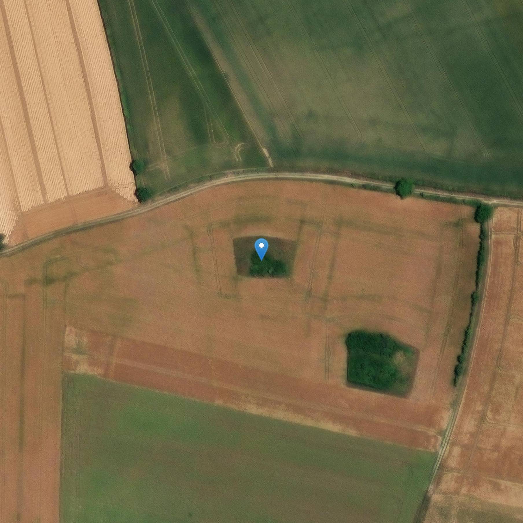 Photo de Tumulus néolithique dit la Butte du Hu