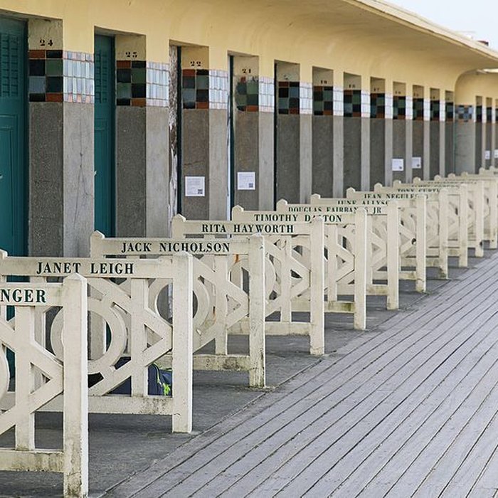 Photo de Établissement des bains de mer dit « Bains Pompéiens »