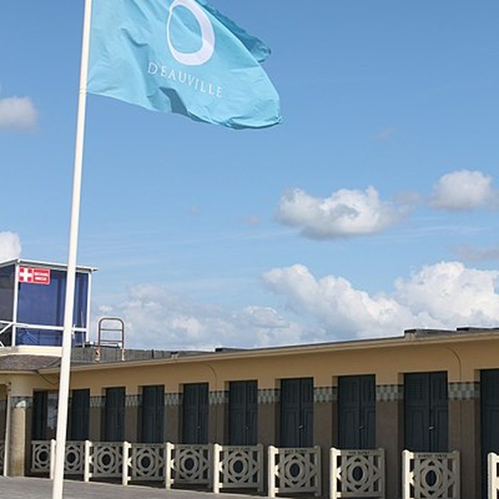 Photo de Établissement des bains de mer dit « Bains Pompéiens »
