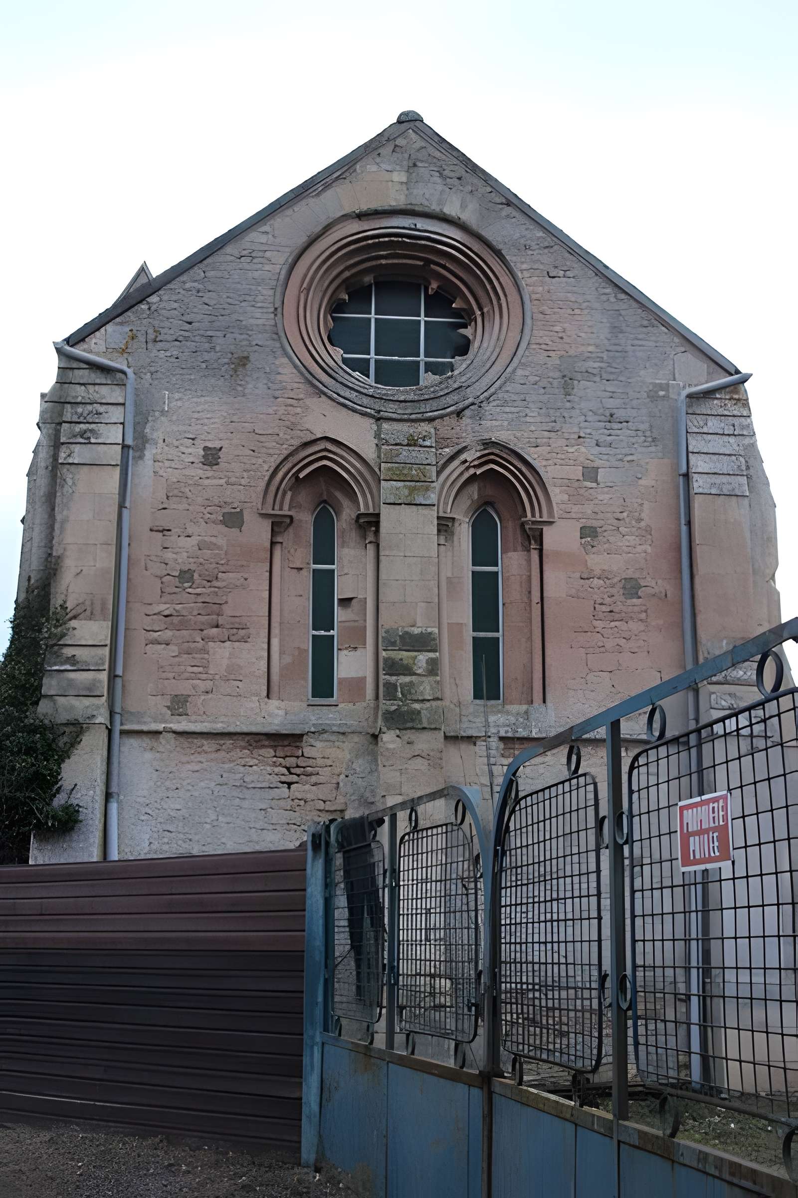 Eglise Notre-Dame du Quesnay