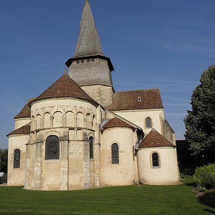 Photo de Collégiale Saint-Austrégésile de Saint-Outrille