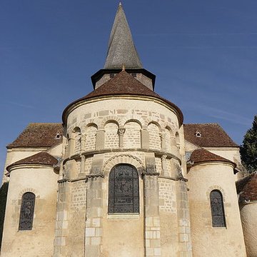 Collégiale Saint-Austrégésile de Saint-Outrille