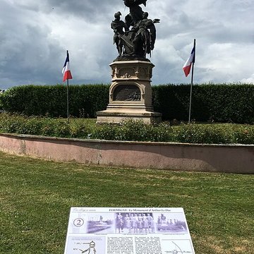 Groupe sculpté de la bataille de Formigny