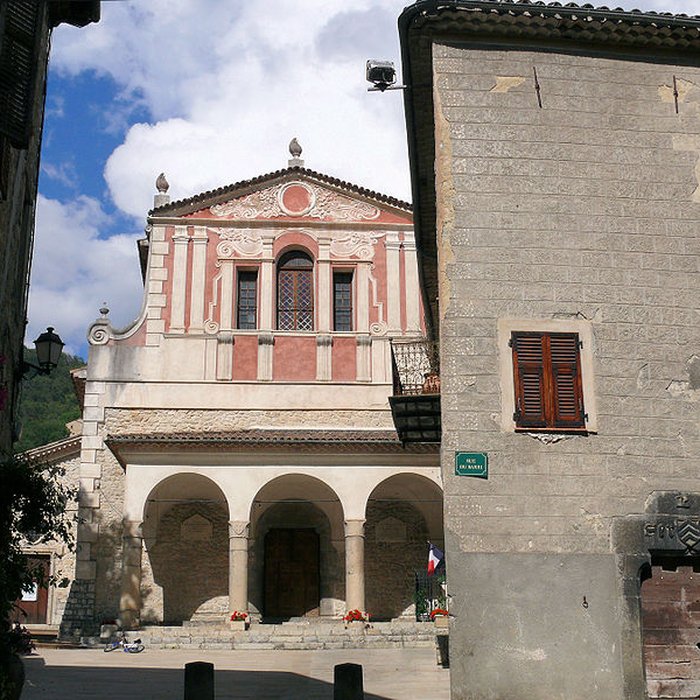 Photo de Collégiale Sainte-Marie de Clans