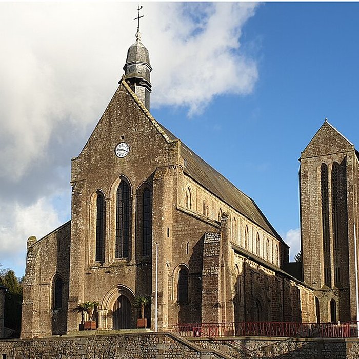 Photo de Collégiale Saint-Évroult de Mortain