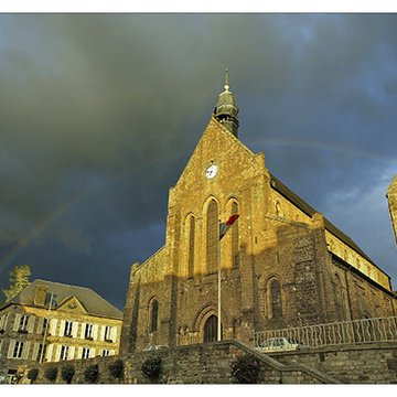Collégiale Saint-Évroult de Mortain