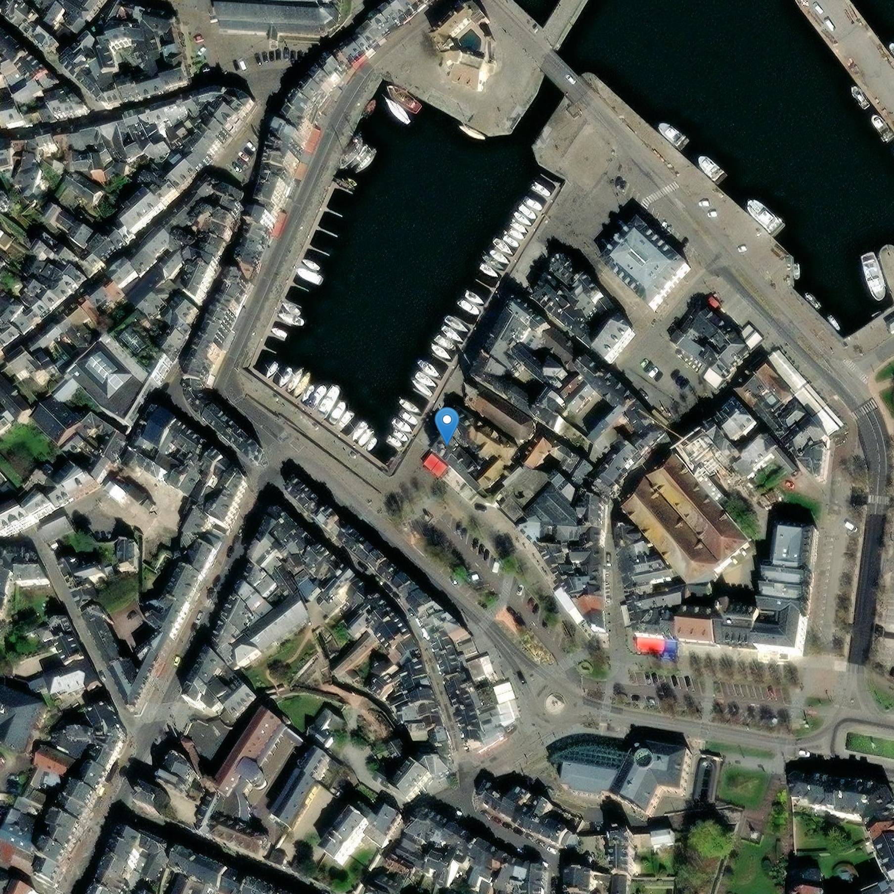 Photo de Sostituzione della citt�