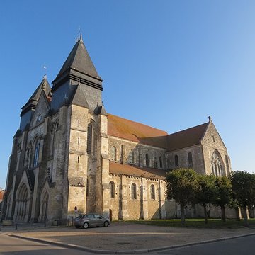 Collégiale Saint-Hildevert de Gournay-en-Bray