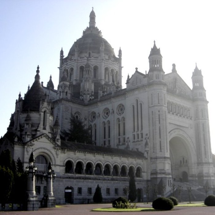 Photo de Basilique Sainte-Thérèse