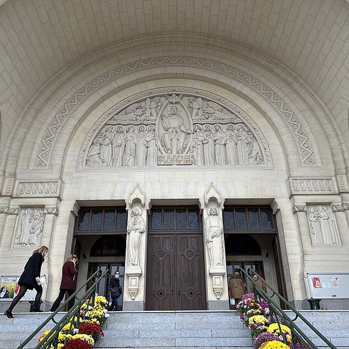 Photo de Basilique Sainte-Thérèse