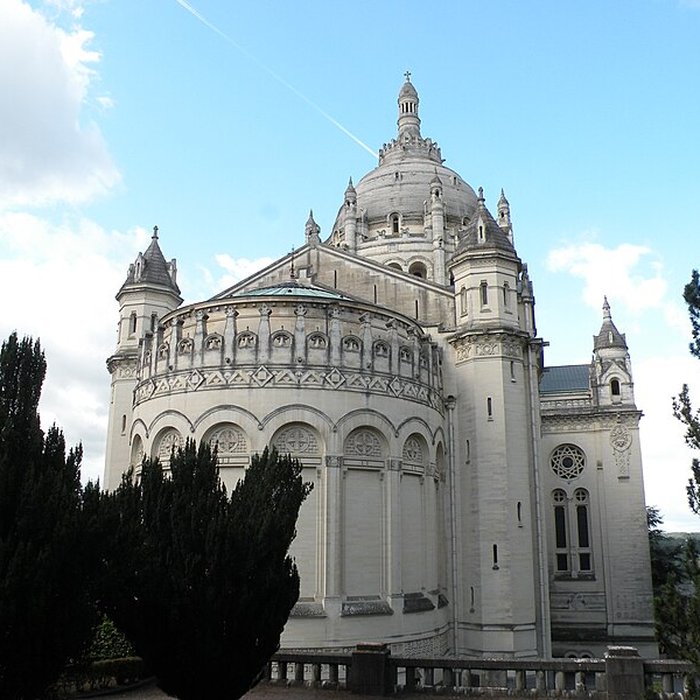 Photo de Basilique Sainte-Thérèse