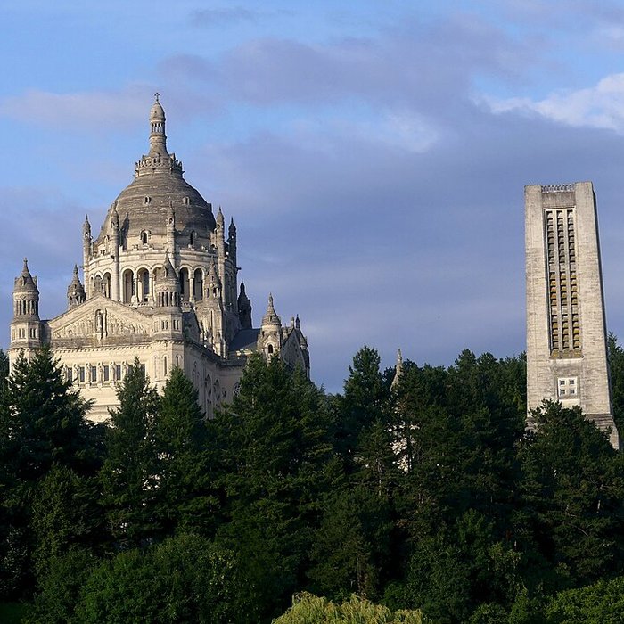 Photo de Basilique Sainte-Thérèse